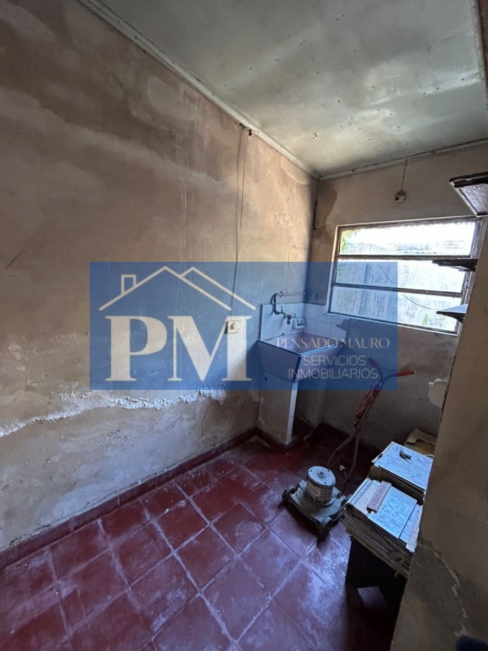 PROPIEDAD CENTRICA EN VENTA, TAPALQUE 