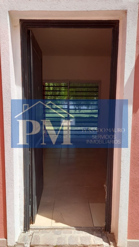 CASA EN VENTA, LA PLATA