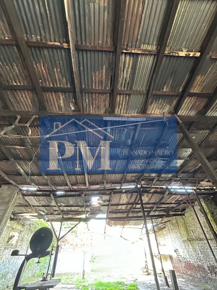 LOCAL PARA RECICLAR EN VENTA