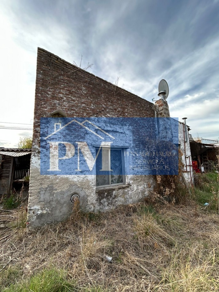 PROPIEDAD CENTRICA A RECICLAR EN VENTA, TAPALQUE 