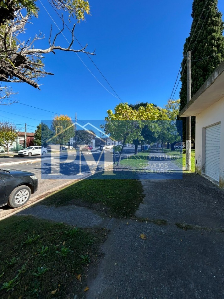 CASA CENTRICA EN VENTA, TAPALQUE 