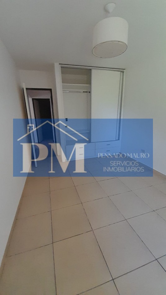 CASA EN VENTA, LA PLATA