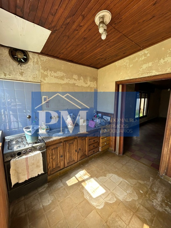 PROPIEDAD CENTRICA EN VENTA, TAPALQUE 