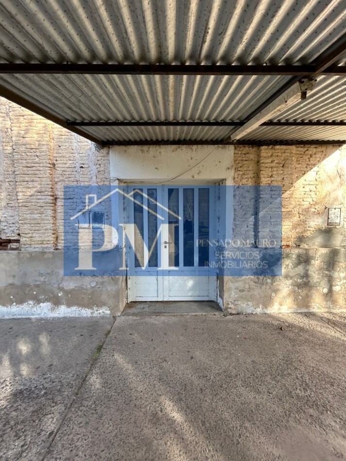 PROPIEDAD CENTRICA A RECICLAR EN VENTA, TAPALQUE 