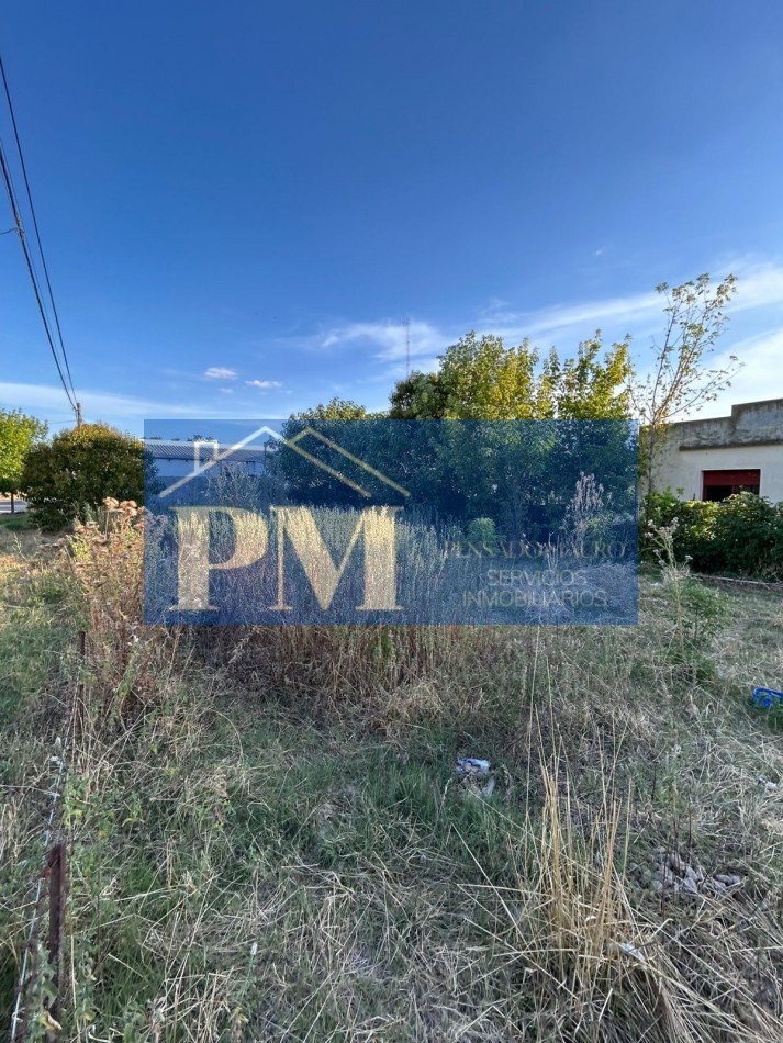 TERRENO SOBRE ESQUINA EN VENTA, TAPALQUE 