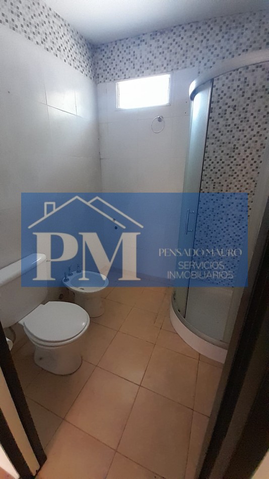 CASA EN VENTA, LA PLATA