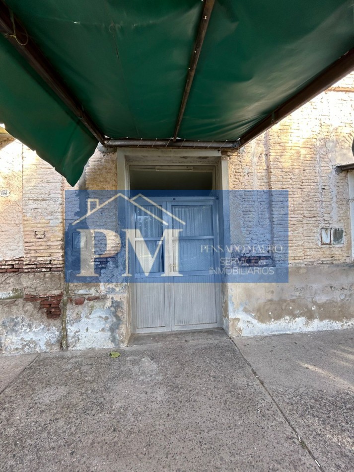 PROPIEDAD CENTRICA A RECICLAR EN VENTA, TAPALQUE 