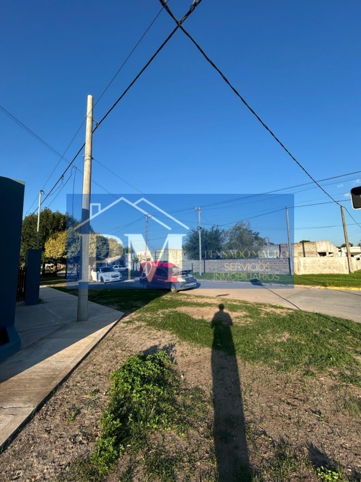 CASA EN VENTA SOBRE ESQUINA