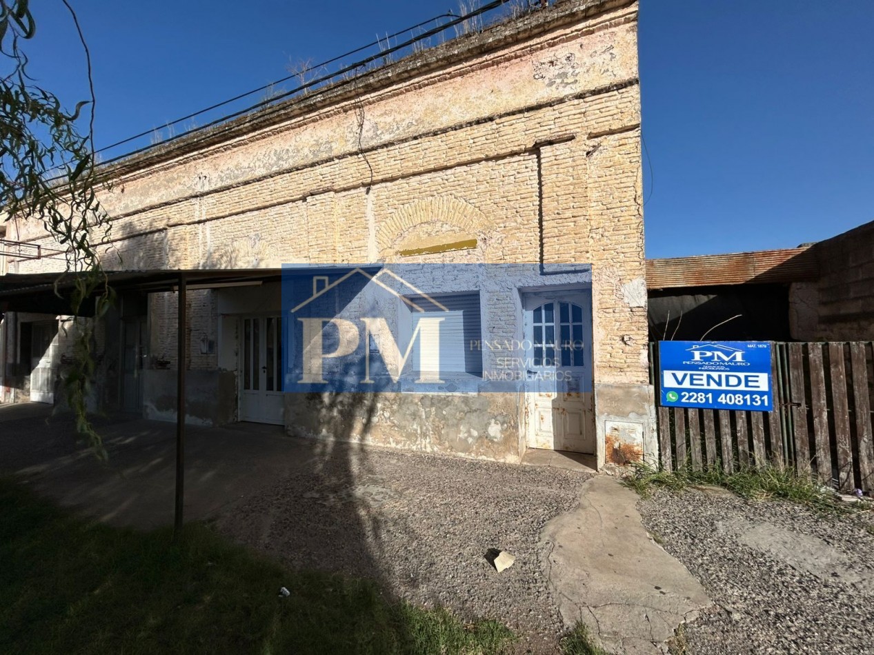 PROPIEDAD CENTRICA A RECICLAR EN VENTA, TAPALQUE 