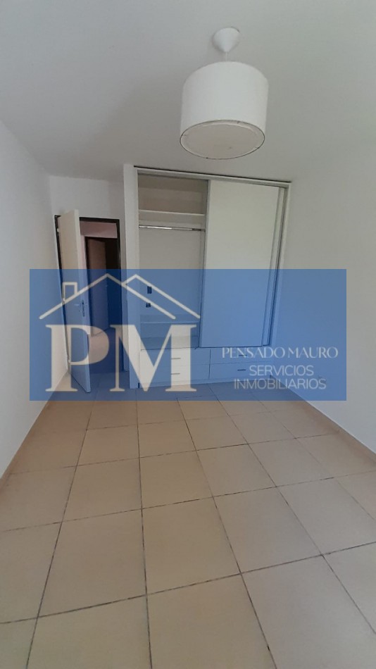 CASA EN VENTA, LA PLATA