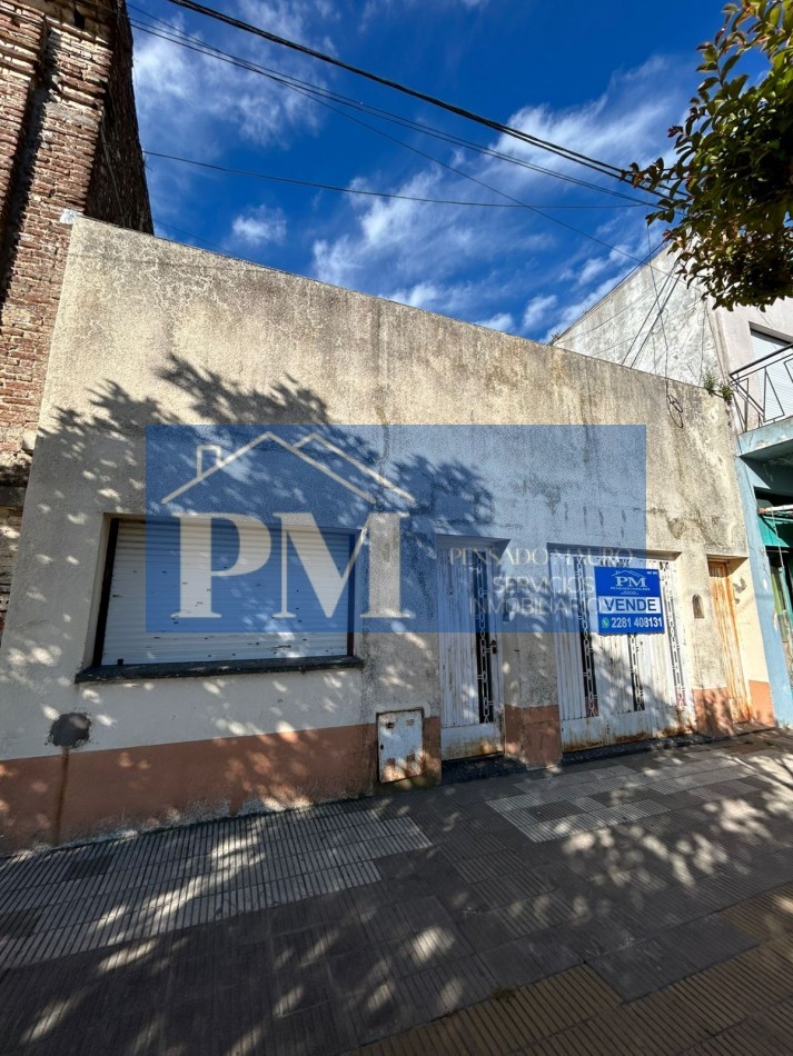 PROPIEDAD CENTRICA EN VENTA, TAPALQUE 