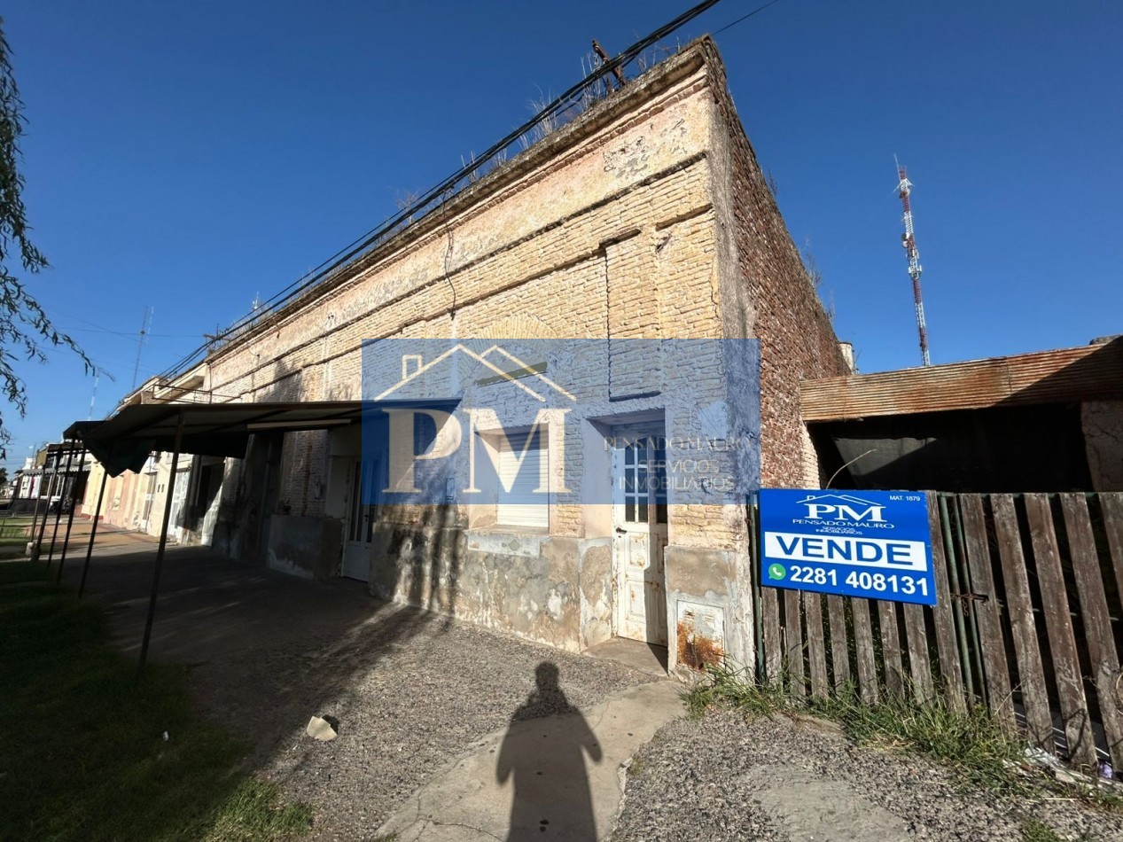 PROPIEDAD CENTRICA A RECICLAR EN VENTA, TAPALQUE 